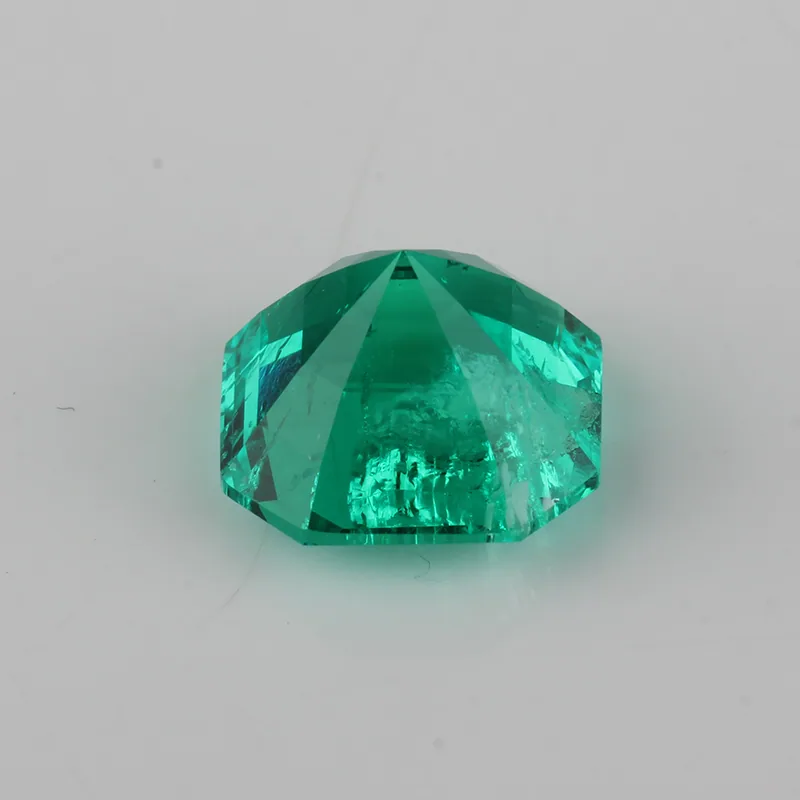 Colombia Green Color Asscher Cut Hydrothermal Emerald
