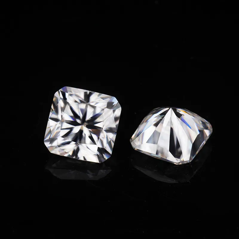 DEF Color Square Shape Radiant Cut Moissanite