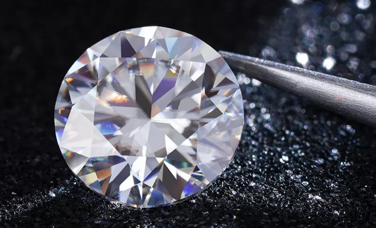 Top 5 Reasons Why Round Moissanite Is the Most Popular Shape